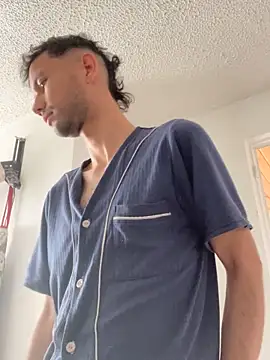 Snapshot of Michaell_Spinelly chatting on 2, 10, 2025 Michaell Spinelly online show from 2, 10, 2025