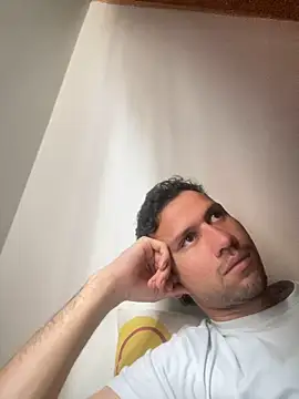 Snapshot of Michaell_Spinelly chatting on 20, 10, 2025 Michaell Spinelly online show from 20, 10, 2025