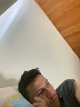 Snapshot of Michaell_Spinelly chatting on 11, 11, 2025 Michaell Spinelly online show from 11, 11, 2025