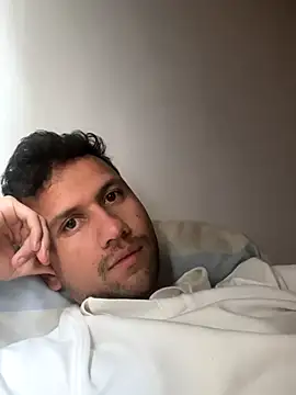 Snapshot of Michaell_Spinelly chatting on 26, 11, 2025 Michaell Spinelly online show from 26, 11, 2025