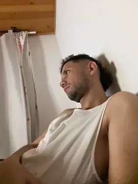 Snapshot of Michaell_Spinelly chatting on 14, 12, 2025 Michaell Spinelly online show from 14, 12, 2025