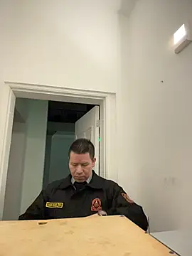 Manu0586 online show from 21, 11, 2025