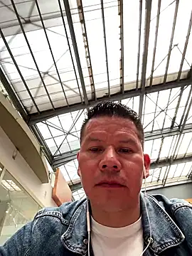 Manu0586 online show from 1, 4, 2026