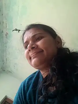 Snapshot of couple_71 chatting on 1, 12, 2025 couple 71 online show from 1, 12, 2025