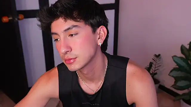 sweettaaron01 online show from 17, 6, 2026