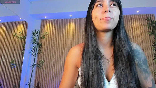 Snapshot of freyja_sweet_ chatting on 12, 10, 2025 freyja sweet online show from 12, 10, 2025