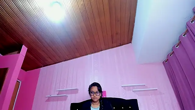 Snapshot of Azul_Moon chatting on 21, 9, 2025 Azul Moon online show from 21, 9, 2025