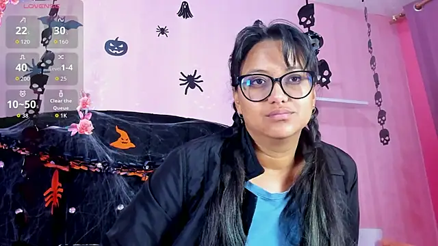 Snapshot of Azul_Moon chatting on 28, 10, 2025 Azul Moon online show from 28, 10, 2025