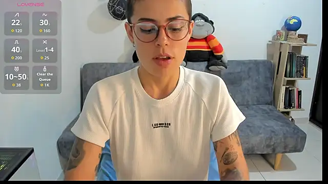 Snapshot of natt_op chatting on 6, 10, 2025 natt op online show from 6, 10, 2025