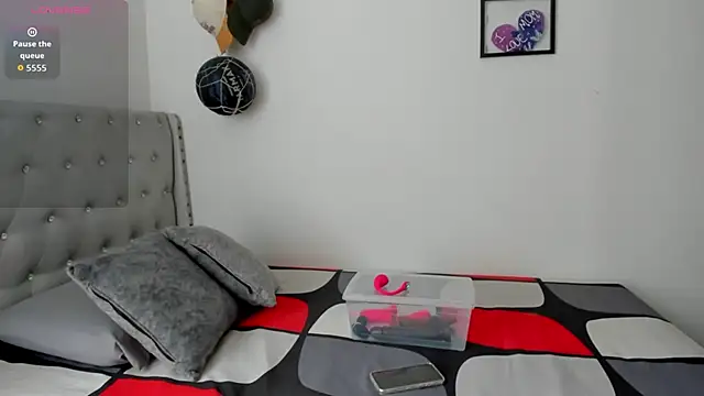 Snapshot of natt_op chatting on 13, 11, 2025 natt op online show from 13, 11, 2025