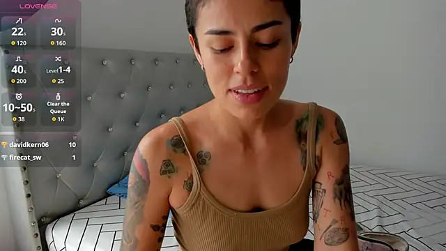 Snapshot of natt_op chatting on 20, 11, 2025 natt op online show from 20, 11, 2025