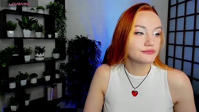 Snapshot of Ida_FaneStain chatting on 5, 10, 2025 Ida FaneStain online show from 5, 10, 2025