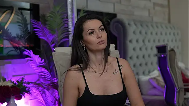 SeductiveMom online show from 5, 12, 2025