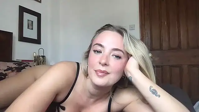 rosiegirl33 online show from 26, 5, 2026