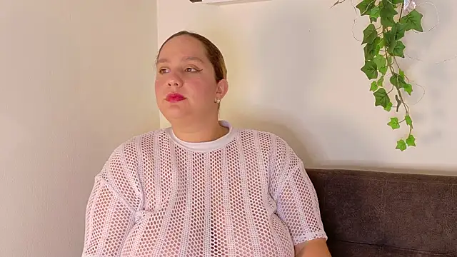 JenaCooper  online show from 13, 3, 2026