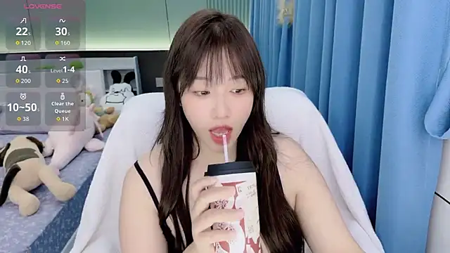 Snapshot of Liuyifei2005 chatting on 29, 10, 2025 Liuyifei2005 online show from 29, 10, 2025