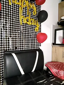 Snapshot of Hiroshi_Shen chatting on 12, 10, 2025 Hiroshi Shen online show from 12, 10, 2025