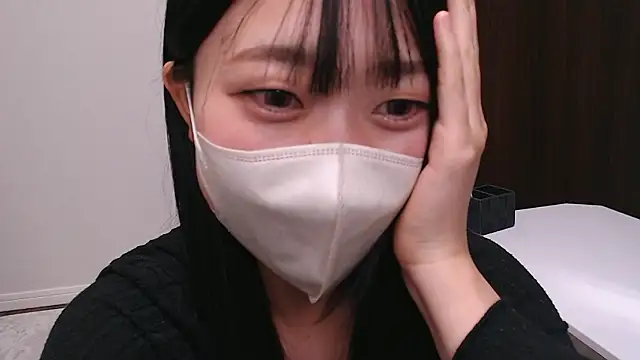 Snapshot of OSUSHI-CHAN chatting on 5, 11, 2025 OSUSHI-CHAN online show from 5, 11, 2025