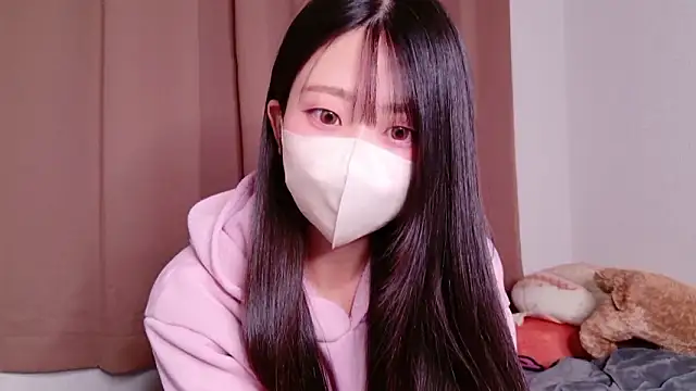 Snapshot of OSUSHI-CHAN chatting on 25, 11, 2025 OSUSHI-CHAN online show from 25, 11, 2025