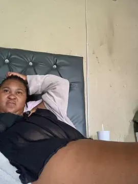 Snapshot of ChubbyAssyiyer chatting on 5, 11, 2025 ChubbyAssyiyer online show from 5, 11, 2025