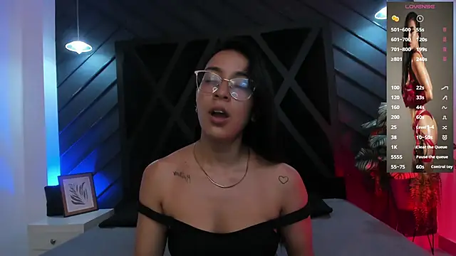 zoe martins  online show from 15, 1, 2026