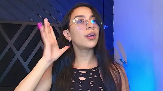 zoe martins  online show from 13, 3, 2026