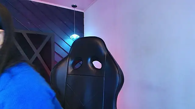 zoe martins  online show from 27, 3, 2026