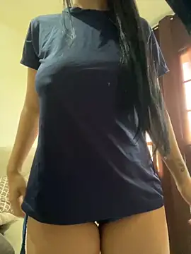 Snapshot of jujuarantes__2025 chatting on 18, 11, 2025 jujuarantes 2025 online show from 18, 11, 2025