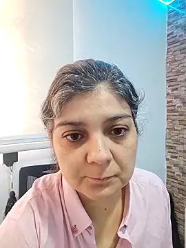 queemking online show from 9, 2, 2026