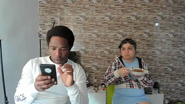 queemking online show from 4, 3, 2026