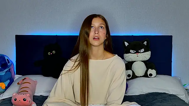 MissEmilyMiller online show from 23, 3, 2026