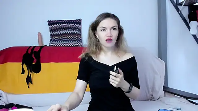 Katherine Twilight online show from 5, 12, 2024