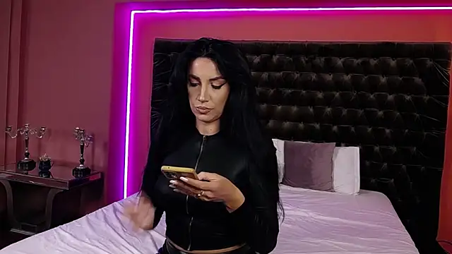 Snapshot of StephanyMillan chatting on 21, 9, 2025 StephanyMillan online show from 21, 9, 2025