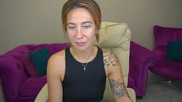 Snapshot of KateShanny chatting on 18, 9, 2025 KateShanny online show from 18, 9, 2025