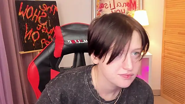 Snapshot of ayakskalermonss chatting on 17, 9, 2025 ayakskalermonss online show from 17, 9, 2025