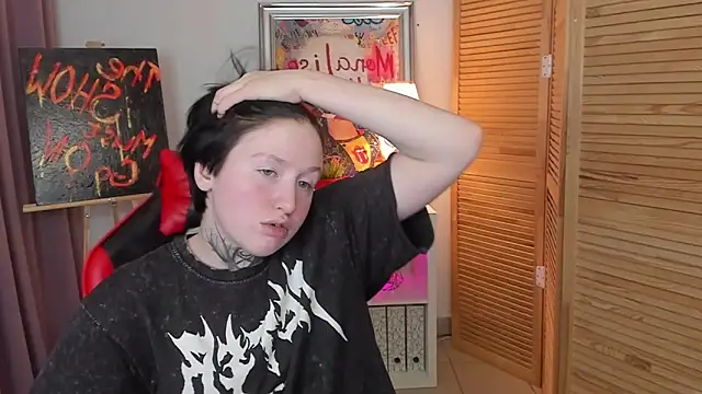 Snapshot of ayakskalermonss chatting on 14, 11, 2025 ayakskalermonss online show from 14, 11, 2025