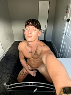 naughtyboy0124 online show from 9, 10, 2025