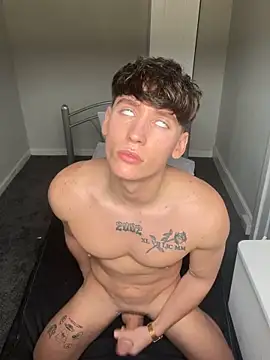 naughtyboy0124 online show from 16, 3, 2026