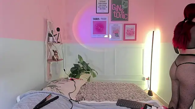 Snapshot of Camila_Rivers chatting on 28, 10, 2025 Camila Rivers online show from 28, 10, 2025