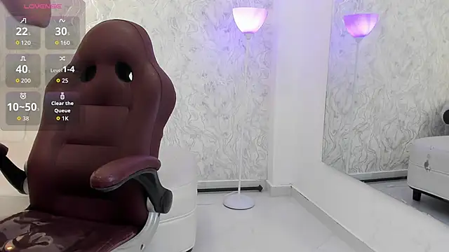 aura sanders1 online show from 6, 4, 2026