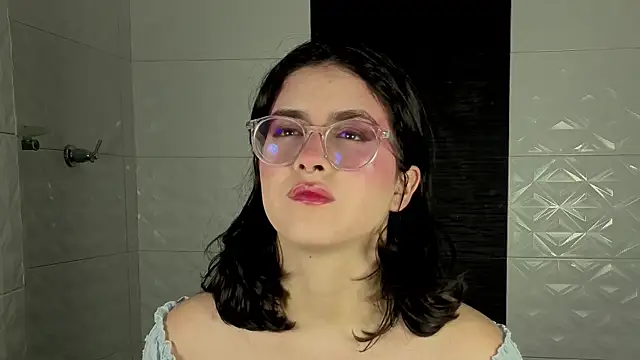 LiLLiAnderson online show from 22, 12, 2025