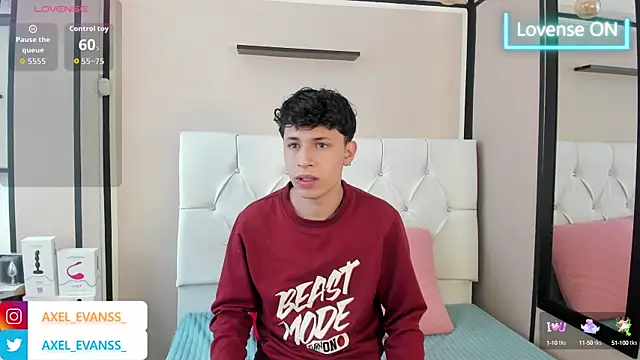 Snapshot of Axel__Evans chatting on 19, 9, 2025 Axel Evans online show from 19, 9, 2025