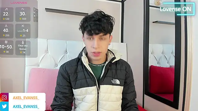 Snapshot of Axel__Evans chatting on 26, 9, 2025 Axel Evans online show from 26, 9, 2025