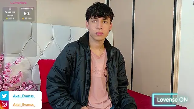 Snapshot of Axel__Evans chatting on 9, 10, 2025 Axel Evans online show from 9, 10, 2025