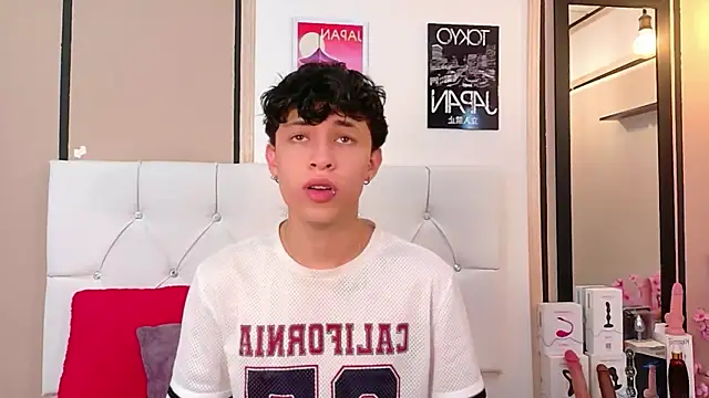 Axel  Evans online show from 7, 2, 2026