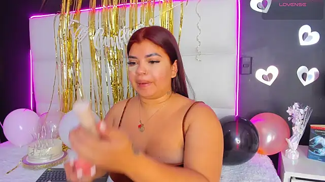 Gigi duran online show from 28, 4, 2026