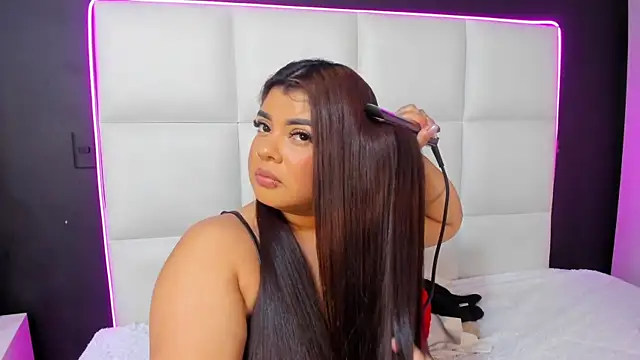 Gigi duran online show from 3, 7, 2026
