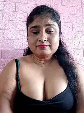 Snapshot of hornyriyanka chatting on 13, 9, 2025 hornyriyanka online show from 13, 9, 2025