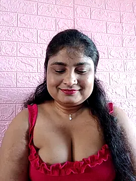 Snapshot of hornyriyanka chatting on 24, 9, 2025 hornyriyanka online show from 24, 9, 2025