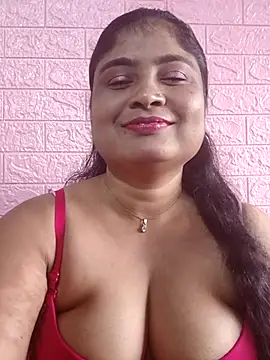 Snapshot of hornyriyanka chatting on 5, 10, 2025 hornyriyanka online show from 5, 10, 2025